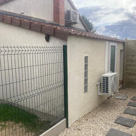 Maisonnette Neuve Avec Jardin Privatif Saran Luaran gambar
